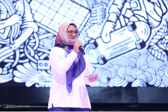 Enam Dekade Telkom 1 Medium